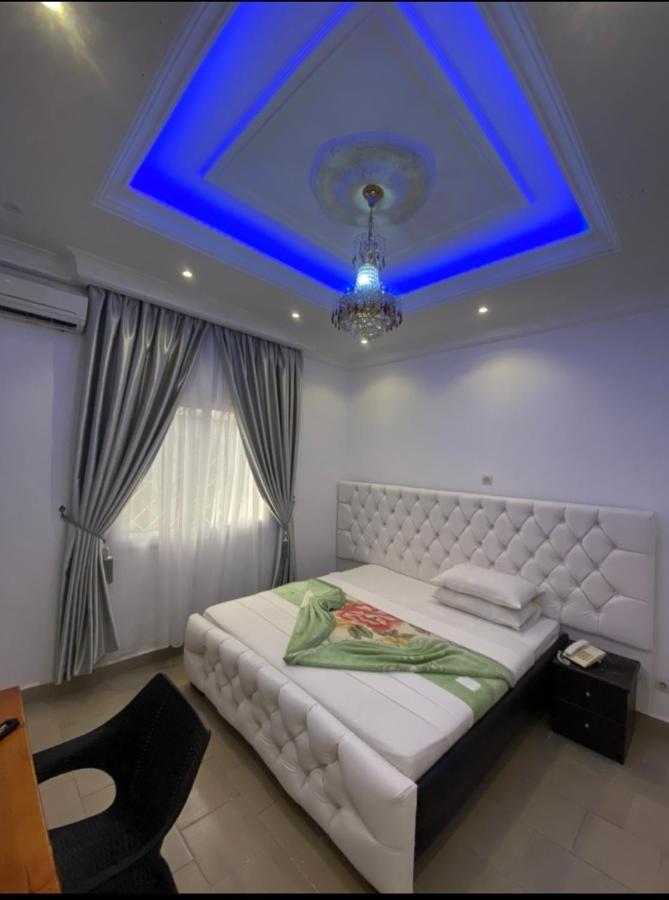 Hôtel victoria Brazzaville Extérieur photo