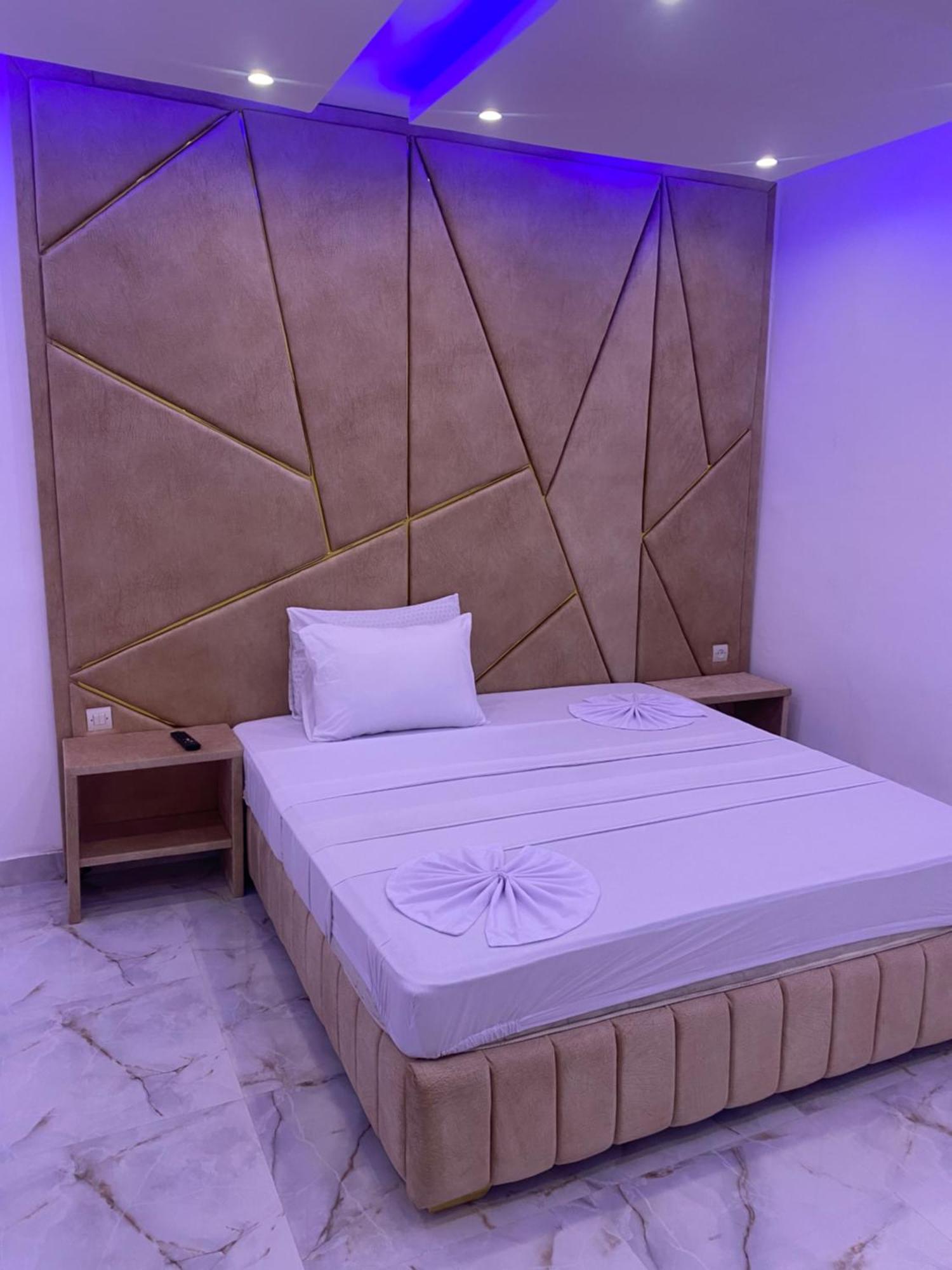 Hôtel victoria Brazzaville Extérieur photo